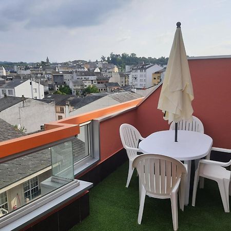 Duplex Axl Leilighet Sarria Eksteriør bilde